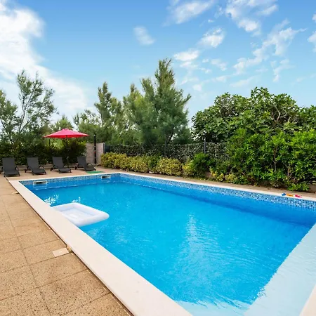 In With Swimming Pool Διαμέρισμα *